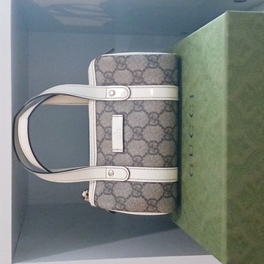 Gucci GG Supreme Mini Joy Boston